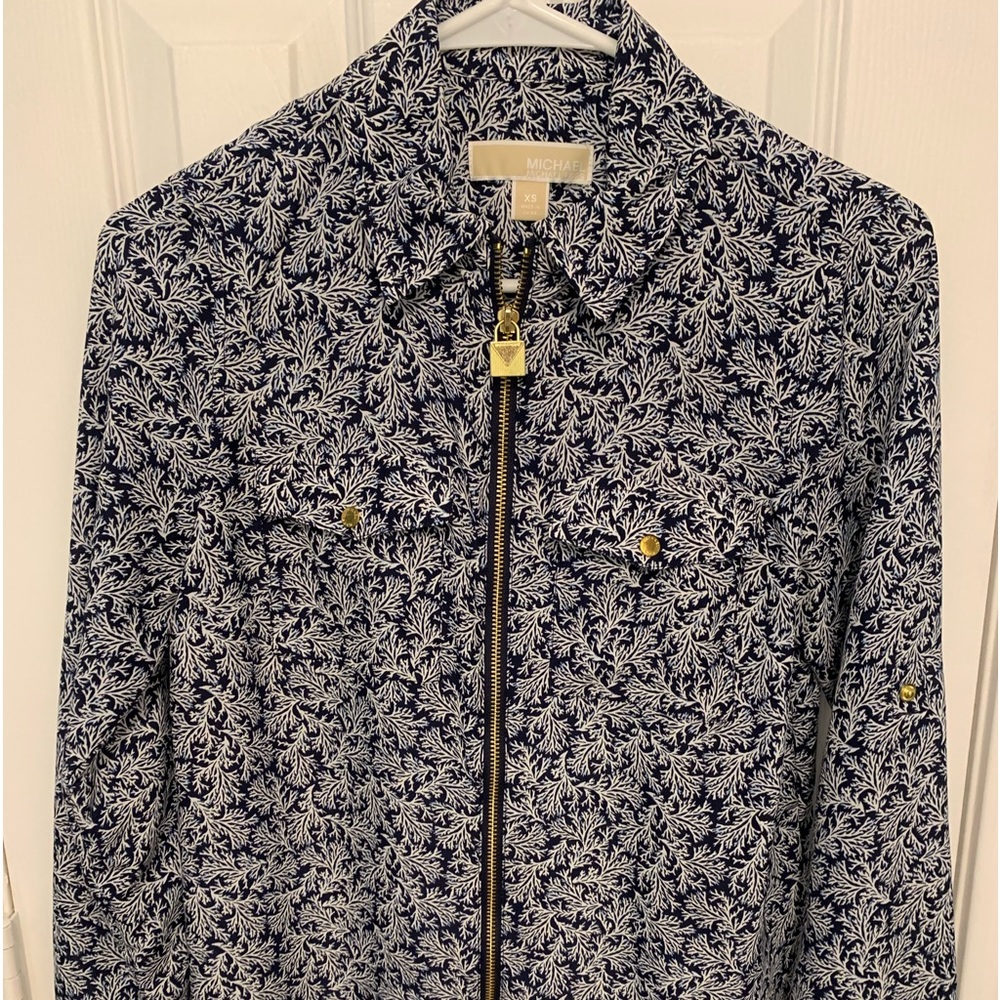 Michael Khors XS Portofino W/Zip front - Blue & White Coral print